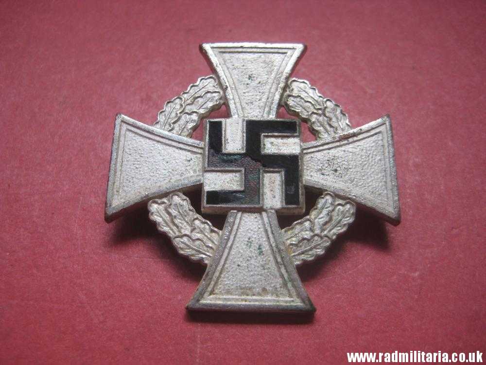 & WW2 German FAITHFUL SERVICE DECORATION - FUR TREUE DIENSTE, metal detecting find (no.3) - Image 2