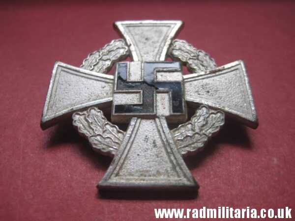 & WW2 German FAITHFUL SERVICE DECORATION - FUR TREUE DIENSTE, metal detecting find (no.3) - Image 3