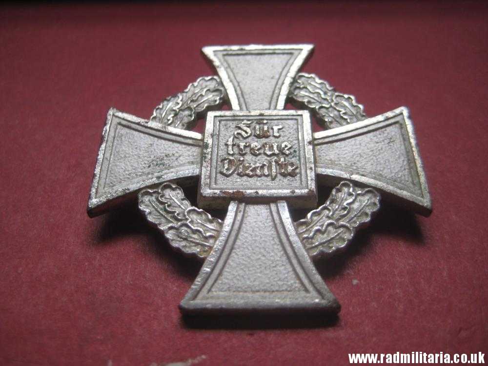 & WW2 German FAITHFUL SERVICE DECORATION - FUR TREUE DIENSTE, metal detecting find (no.3) - Image 5