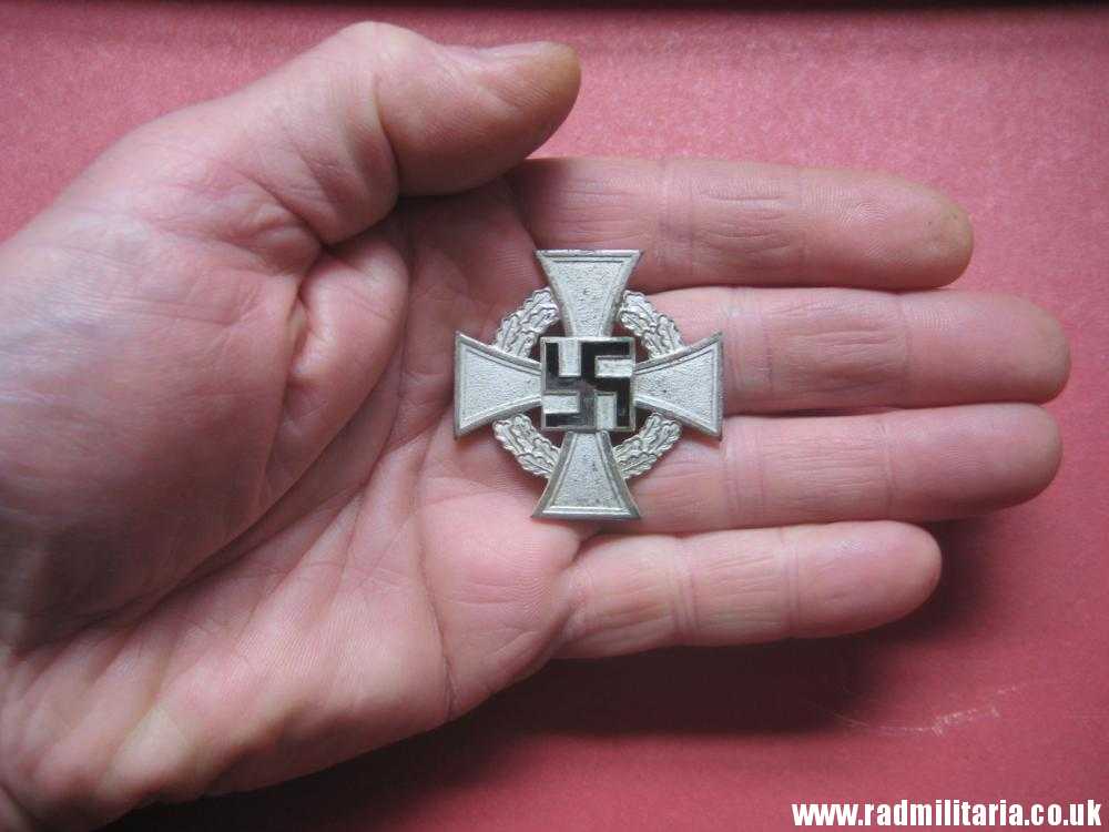 & WW2 German FAITHFUL SERVICE DECORATION - FUR TREUE DIENSTE, metal detecting find (no.3) - Image 7