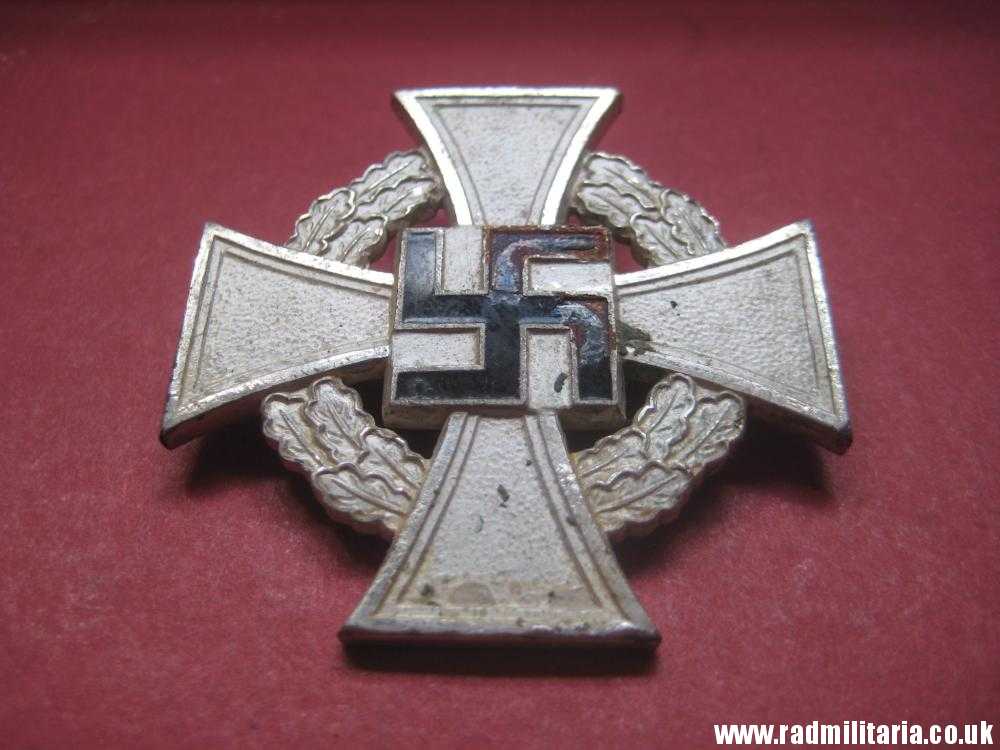 & WW2 German FAITHFUL SERVICE DECORATION - FUR TREUE DIENSTE, metal detecting find (no.4) - Image 11
