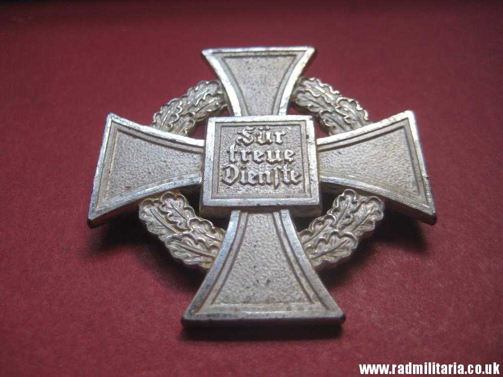 & WW2 German FAITHFUL SERVICE DECORATION - FUR TREUE DIENSTE, metal detecting find (no.4) - Image 2