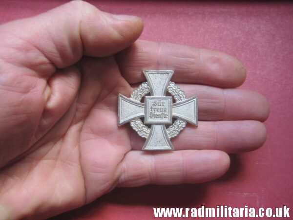 & WW2 German FAITHFUL SERVICE DECORATION - FUR TREUE DIENSTE, metal detecting find (no.4) - Image 3