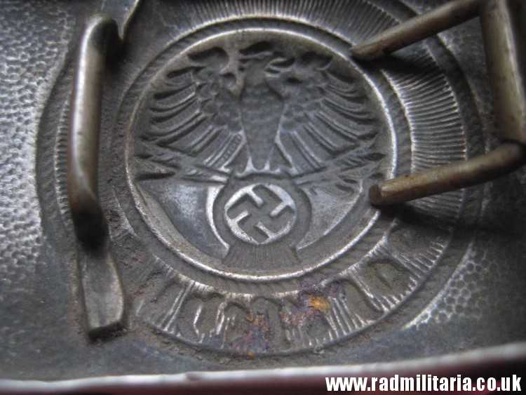 & WW2 original German POSTSCHUTZ Belt BUCKLE made of white metal - rare. - Image 2