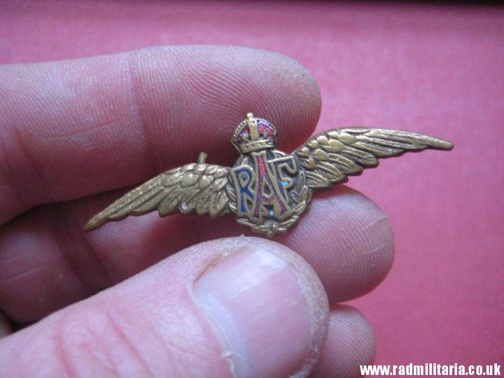 & original WW2 Royal Air Force RAF small BADGE sweetheart broche - genuine ! - Image 3