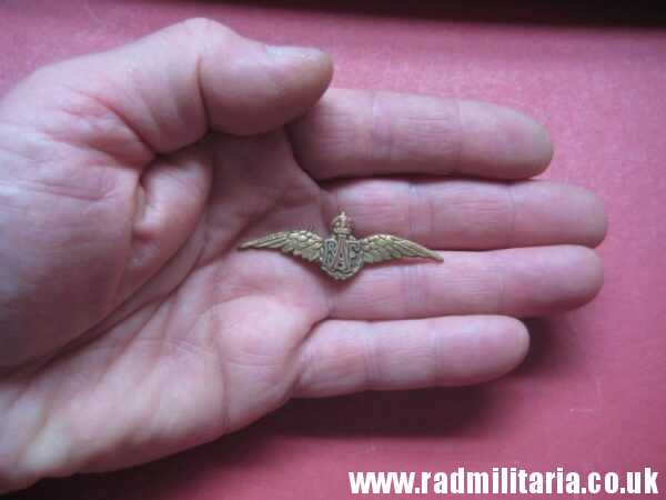 & original WW2 Royal Air Force RAF small BADGE sweetheart broche - genuine ! - Image 5