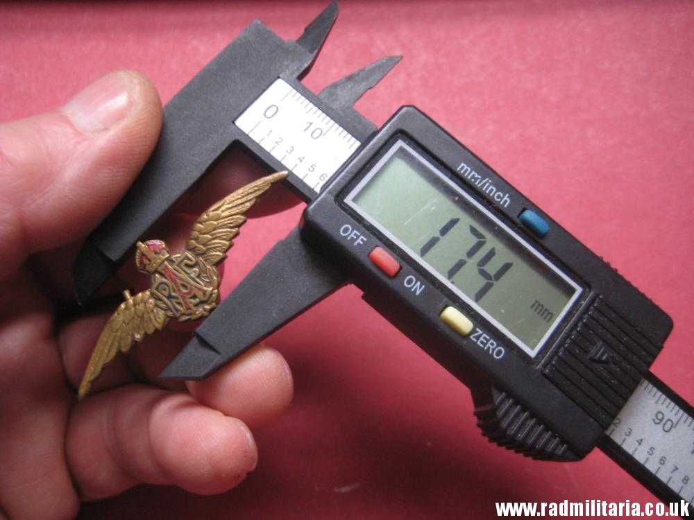 & original WW2 Royal Air Force RAF small BADGE sweetheart broche - genuine ! - Image 8