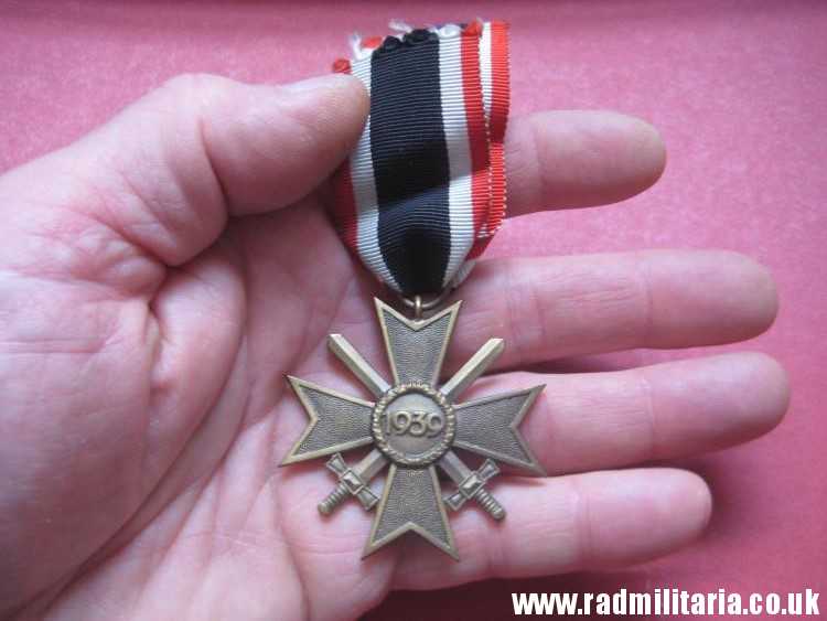 & WW2 original German War Merit Cross 2nd Class - KVK Kriegsverdienstkreuz 2. Klasse. with ribbon. - Image 11