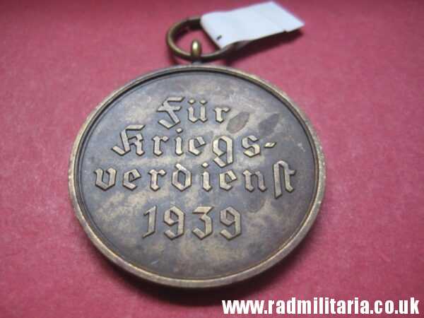 & WW2 original German MEDAL 1939 - Fur Kriegs Verdienst 1939 - Medal of the War Merit Cross (no.11) - Image 5