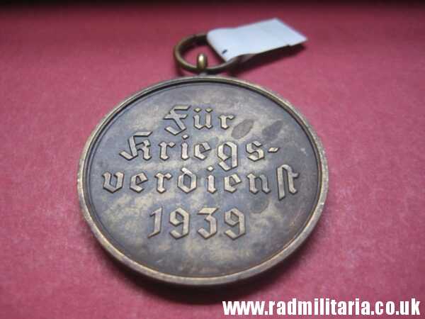 & WW2 original German MEDAL 1939 - Fur Kriegs Verdienst 1939 - Medal of the War Merit Cross (no.11) - Image 6