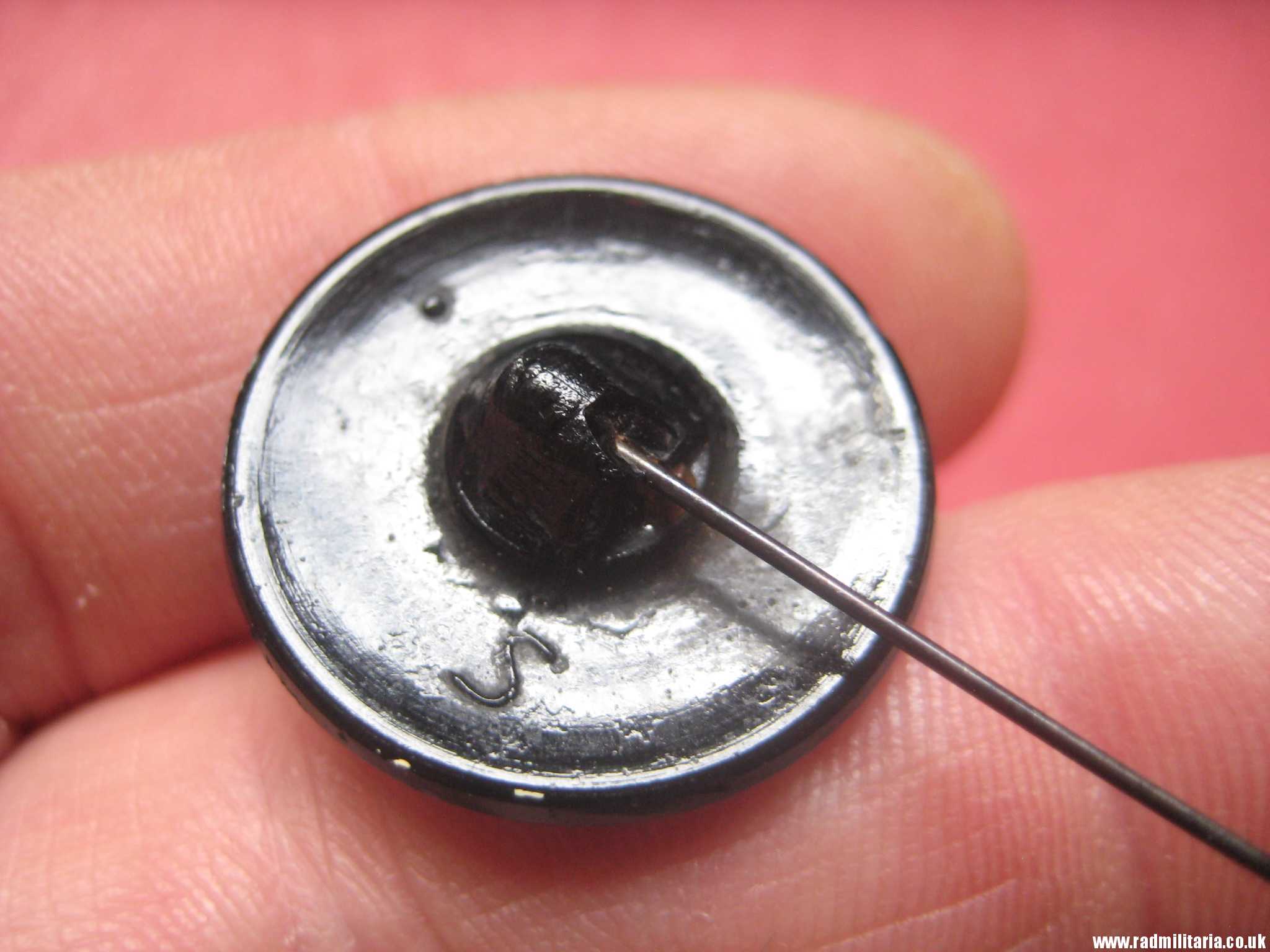 & WW1 German GLASS BADGE with date 1914 1916 - original Pin badge in good condition. - Image 4