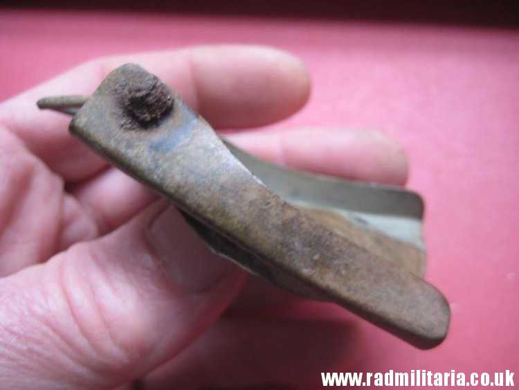 & WW1 German BELT BUCKLE battlefield relic 100% genuine - metal detecting find, maker: J.C. S&S - Image 6