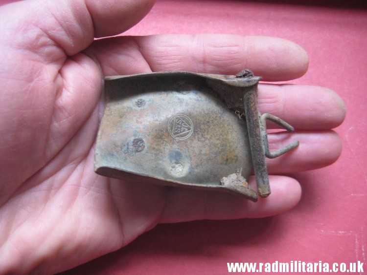 & WW1 German BELT BUCKLE battlefield relic 100% genuine - metal detecting find, maker: J.C. S&S - Image 8