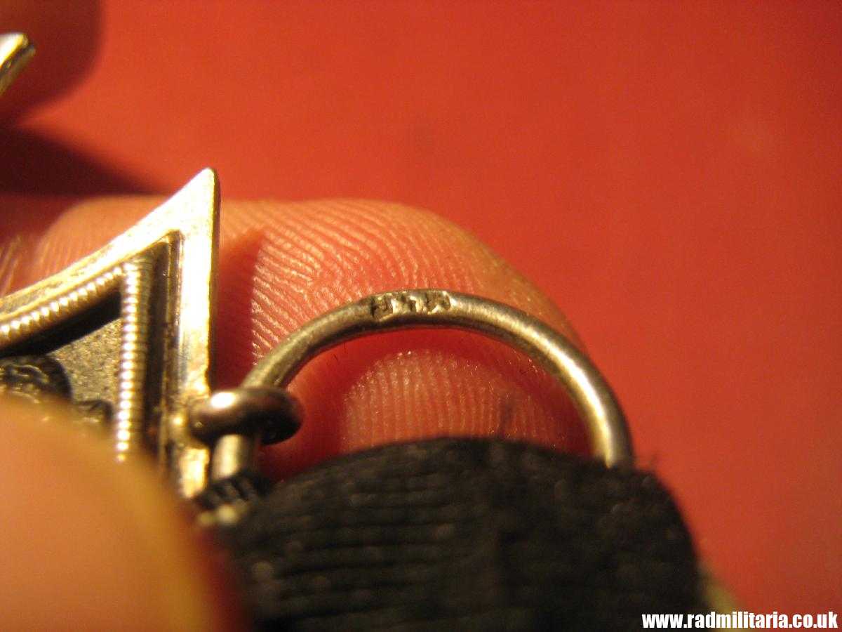 & original WW1 German IRON CROSS 2nd class in good condition with maker marks - genuine !! - Image 36