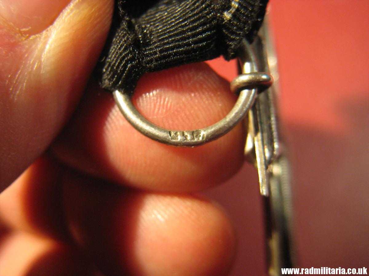 & original WW1 German IRON CROSS 2nd class in good condition with maker marks - genuine !! - Image 45