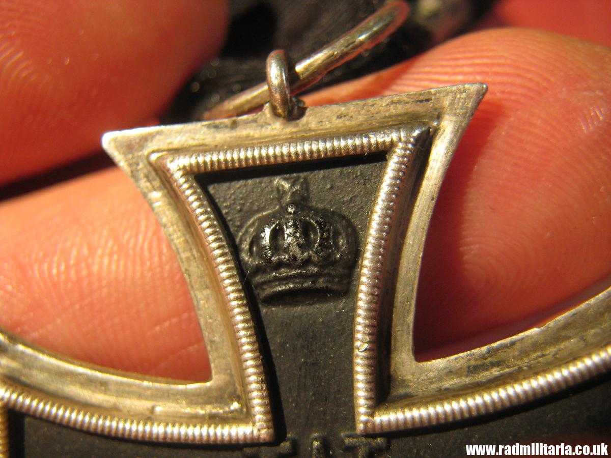 & original WW1 German IRON CROSS 2nd class in good condition with maker marks - genuine !! - Image 55