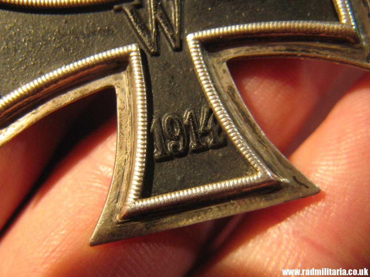 & original WW1 German IRON CROSS 2nd class in good condition with maker marks - genuine !! - Image 57