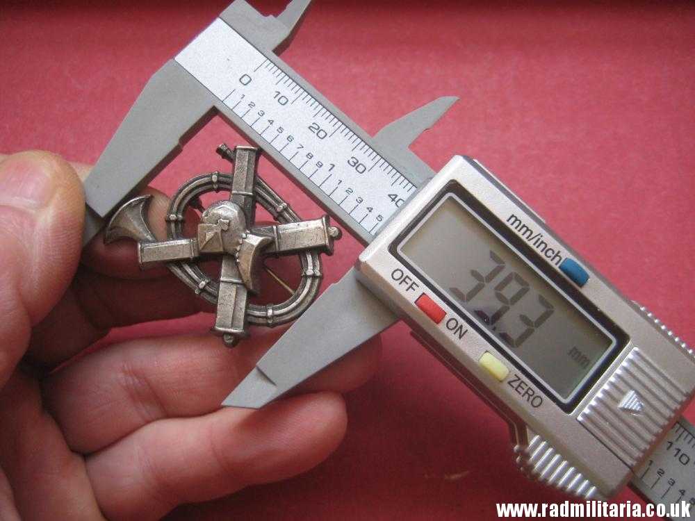 & WW2? unknown FRENCH BADGE - France, v. good condition. - Image 11