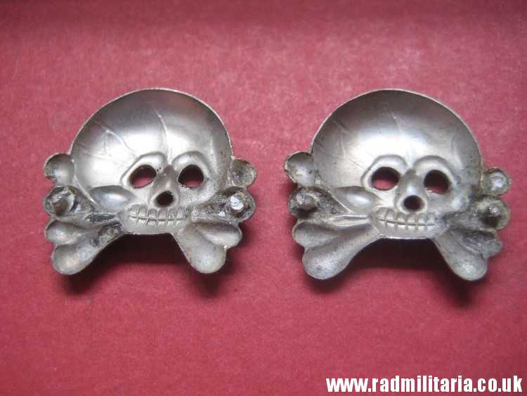 & WW2 SET of 2 original German SKULL BADGES in good condition aluminum Collar BADGES. - Image 7
