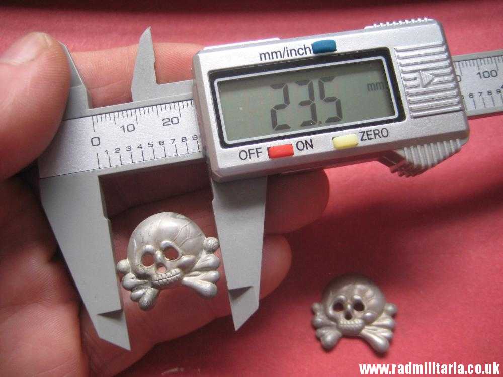 & WW2 SET of 2 original German SKULL BADGES in good condition aluminum Collar BADGES. - Image 18