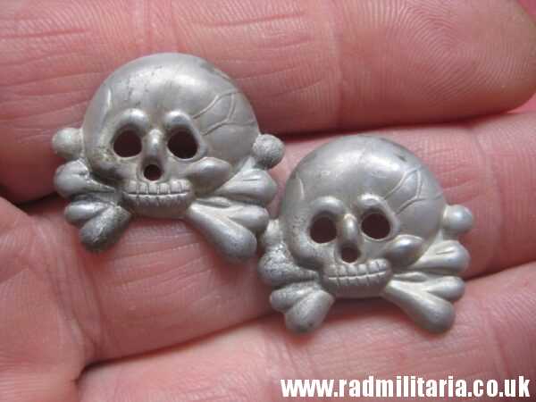 & WW2 SET of 2 original German SKULL BADGES in good condition aluminum Collar BADGES. - Image 20