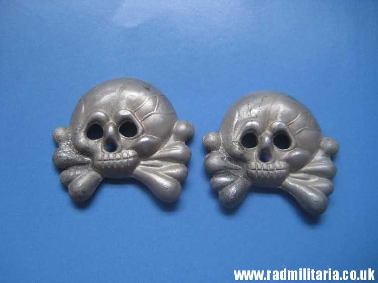 & WW2 SET of 2 original German SKULL BADGES in good condition aluminum Collar BADGES. - Image 2