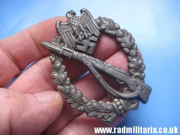 & original WW2 German INFANTRY ASSAULT BADGE rare pattern, marked: "A" - Assmann v. good condition !! - Image 8