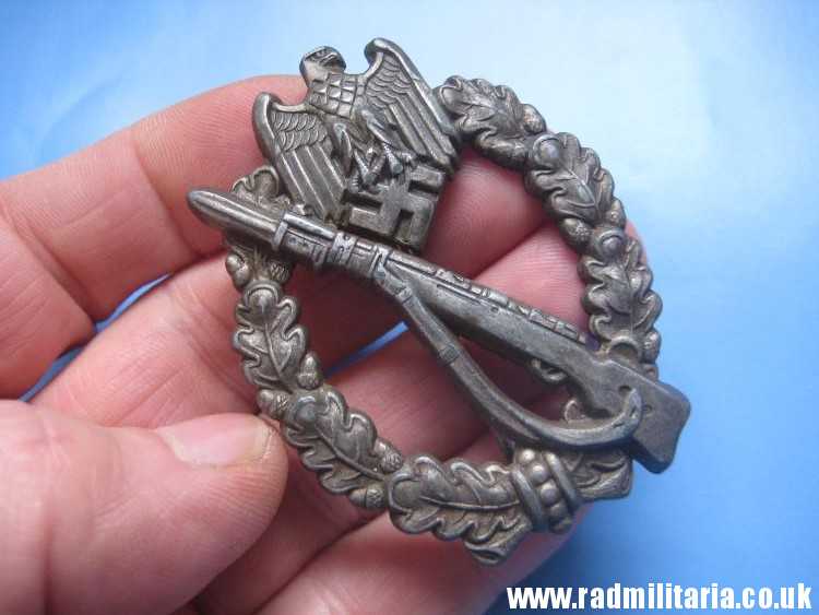 & original WW2 German INFANTRY ASSAULT BADGE rare pattern, marked: "A" - Assmann v. good condition !! - Image 8