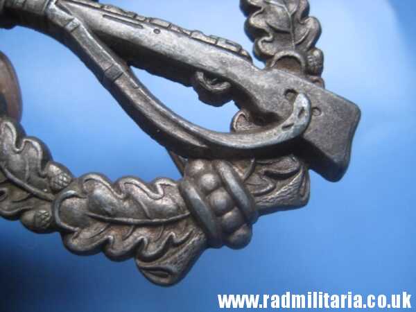 & original WW2 German INFANTRY ASSAULT BADGE rare pattern, marked: "A" - Assmann v. good condition !! - Image 11