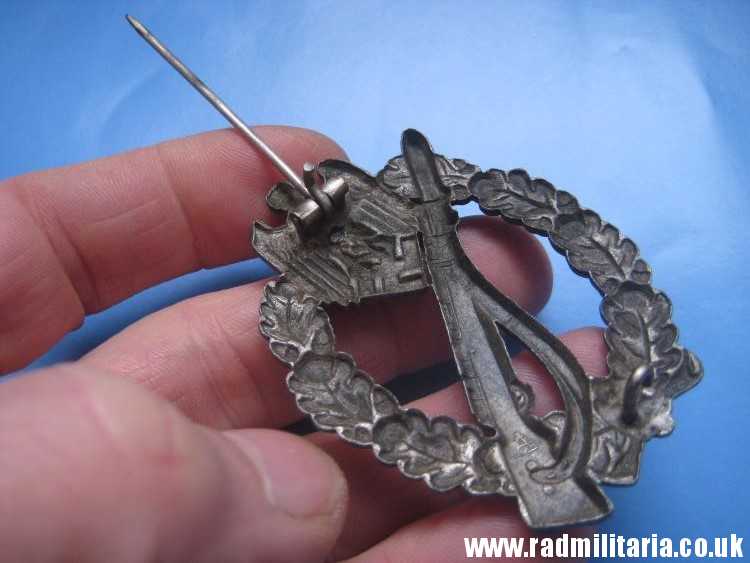 & original WW2 German INFANTRY ASSAULT BADGE rare pattern, marked: "A" - Assmann v. good condition !! - Image 13