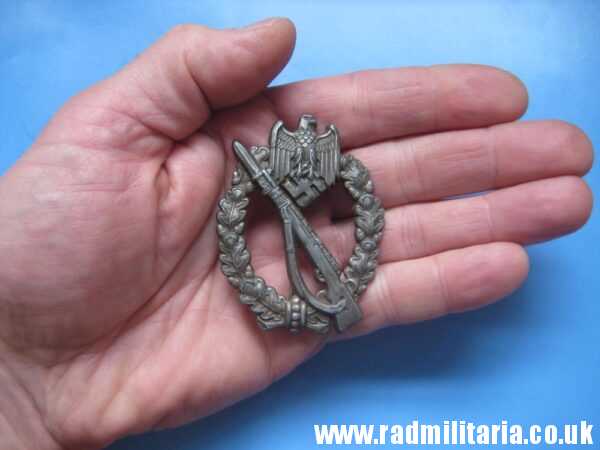 & original WW2 German INFANTRY ASSAULT BADGE rare pattern, marked: "A" - Assmann v. good condition !! - Image 7