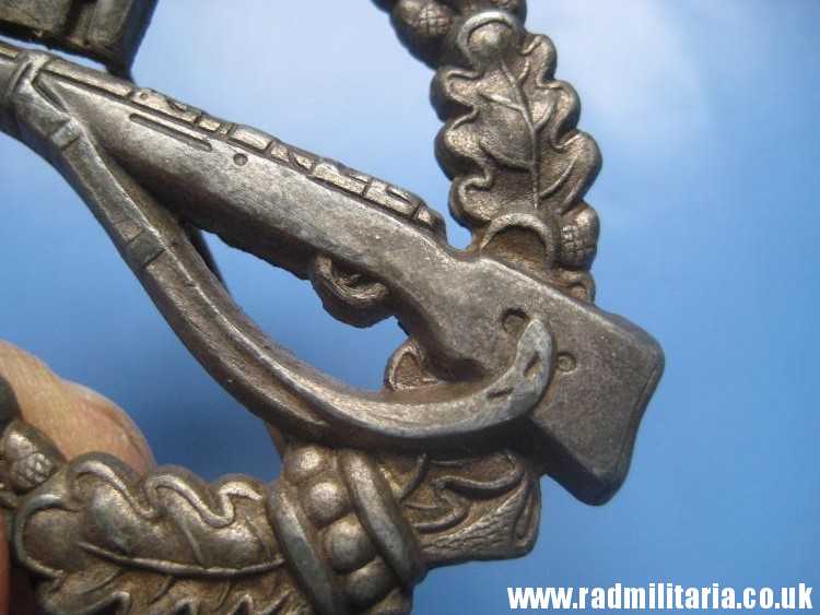 & original WW2 German INFANTRY ASSAULT BADGE rare pattern, marked: "A" - Assmann v. good condition !! - Image 19