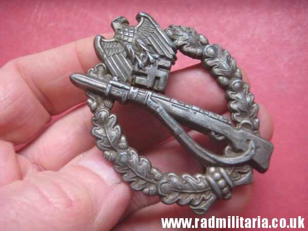 & original WW2 German INFANTRY ASSAULT BADGE rare pattern, marked: "A" - Assmann v. good condition !! - Image 23