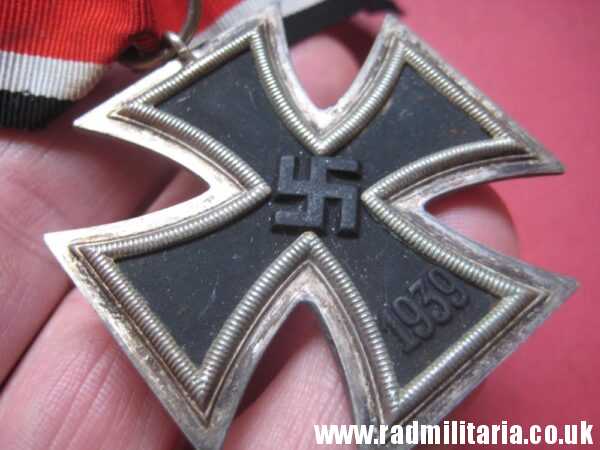 & original WW2 German IRON CROSS 2nd class in very good condition, marked "25" - 100% genuine ! - Image 15