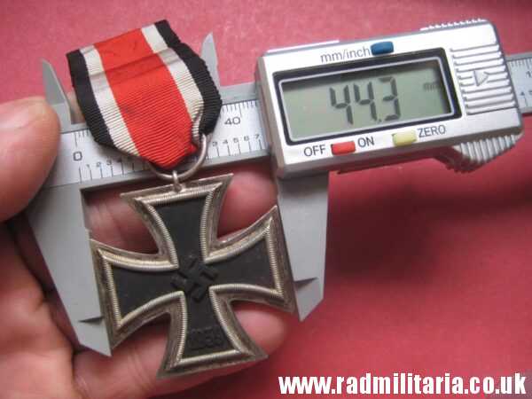 & original WW2 German IRON CROSS 2nd class in very good condition, marked "25" - 100% genuine ! - Image 27