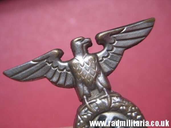 & WW2 Nazi German metal EAGLE BADGE - Cap Badge in good condition - SA, SS, NSDAP. - Image 12