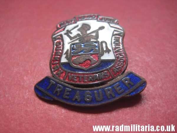 & post WW2 original ENAMEL BADGE - 1940 DUNKIRK Veterans Associacion - TREASURER - Image 3