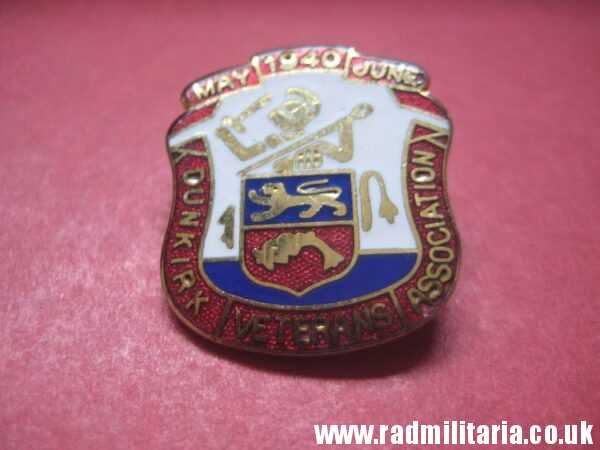 & post WW2 original ENAMEL BADGE - 1940 DUNKIRK Veterans Associacion - gold color badge. - Image 3