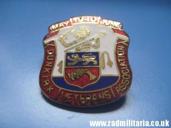 & post WW2 original ENAMEL BADGE - 1940 DUNKIRK Veterans Associacion - gold color badge.