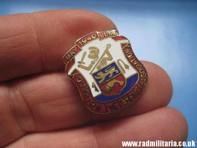 & post WW2 original ENAMEL BADGE - 1940 DUNKIRK Veterans Associacion - gold color badge. - Image 17