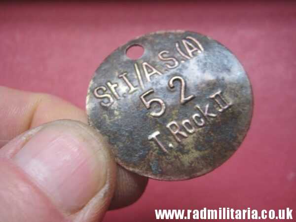 & WW2 unknown German Wehrmacht uniform DOG TAG: "St.I/A.S.(A) 52 T.Rock II" - metal detecting find. - Image 7