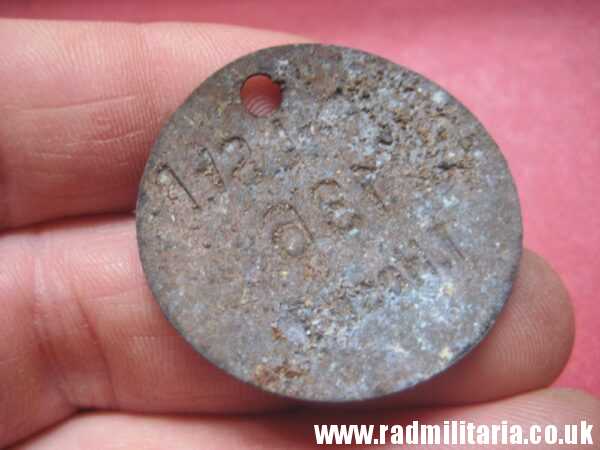 & WW2 unknown German Wehrmacht uniform DOG TAG: "W.Gr.L.St.A 136 T.Hose I" - metal detecting find. - Image 5