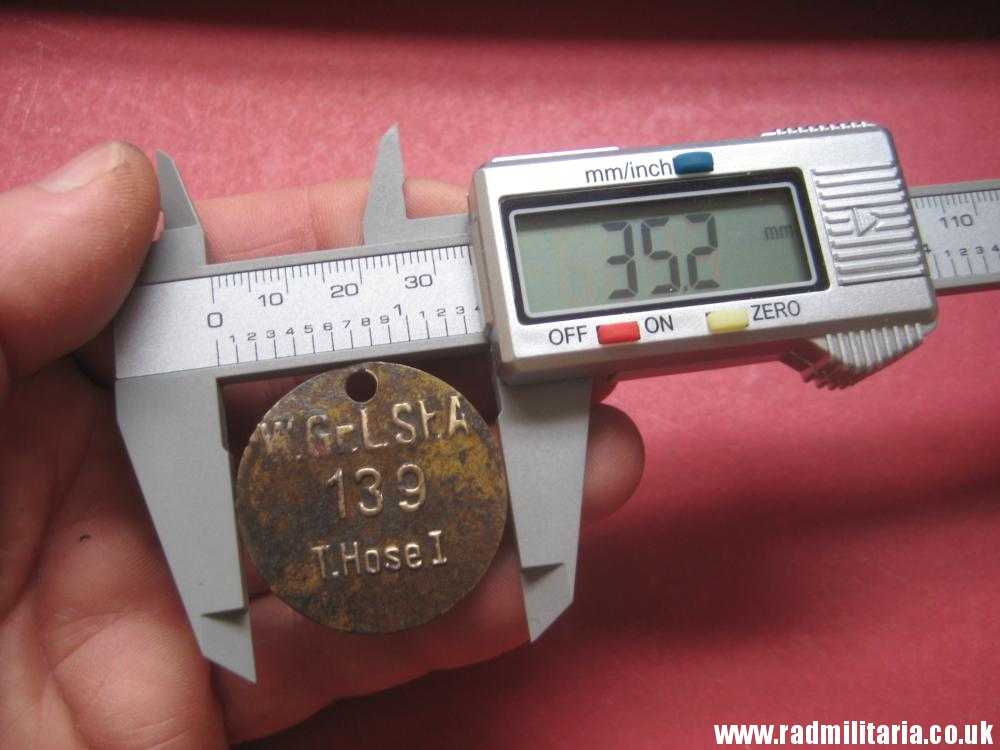 & WW2 unknown German Wehrmacht uniform DOG TAG: "W.Gr.L.St.A 139 T.Hose I" - metal detecting find. - Image 7