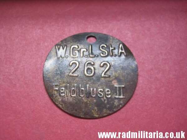 & WW2 unknown German Wehrmacht uniform DOG TAG: "W.Gr.L.St.A 262 Feldbluse II" - metal detecting find. - Image 3