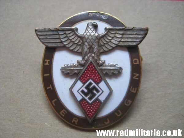 & WW2 very rare HJ ENAMEL BADGE - HitlerJugend: Decoration of the High Command of the HJ for Distinguished Foreigners. - Image 20