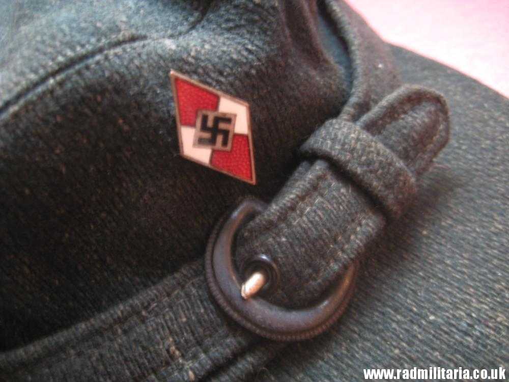 & WW2 original German Hitler Youth HJ CAP with original enamel badge RZM M1/101 - HitlerJugend, as found ! - Image 20