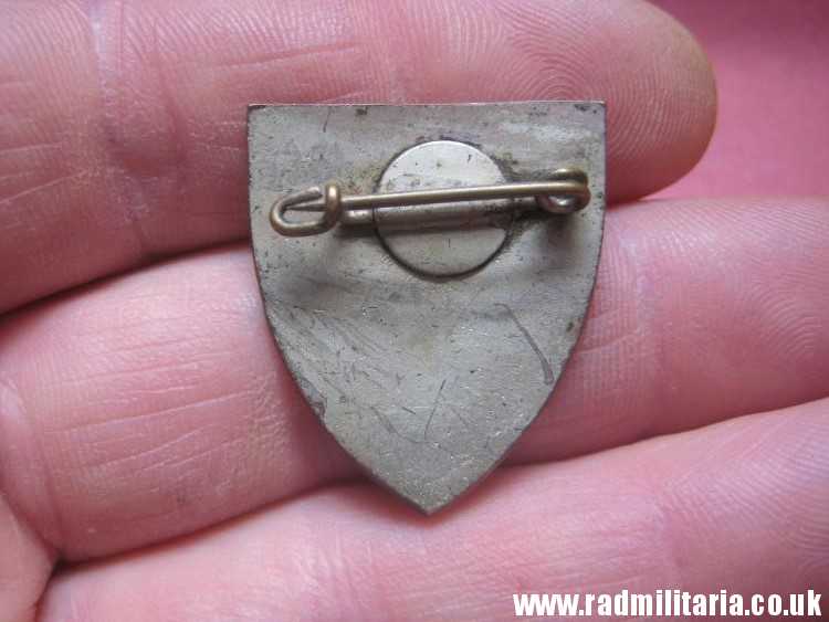 & WW2 unknown German ENAMEL BADGE - BERLIN 1934, good condition. - Image 3