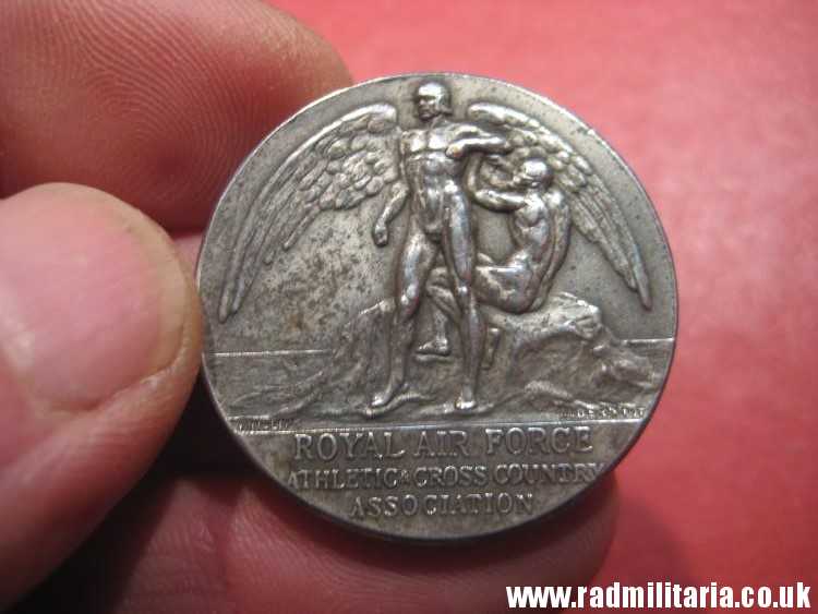 & original WW2 Royal Air Force RAF MEDAL with box.