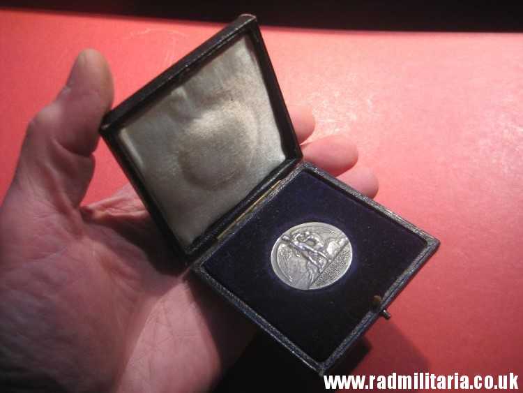& original WW2 Royal Air Force RAF MEDAL with box. - Image 14