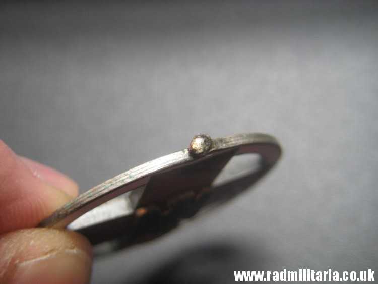 & WW2 German Red Cross ENAMEL MEDAL Fur Verdienste um das DRK - genuine. - Image 8